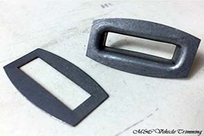 Rectangular slotted eyelets with disc